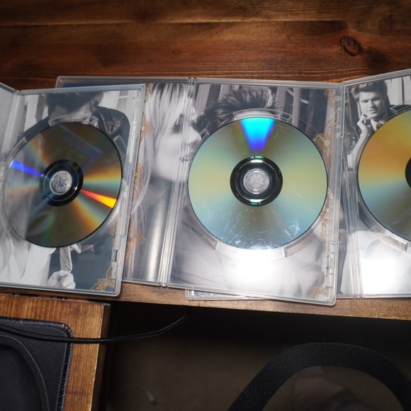 The Hills The Complete First Season DVD - 2007 - MTV Season 1 (3 Disc Set) - Picture 7 of 7